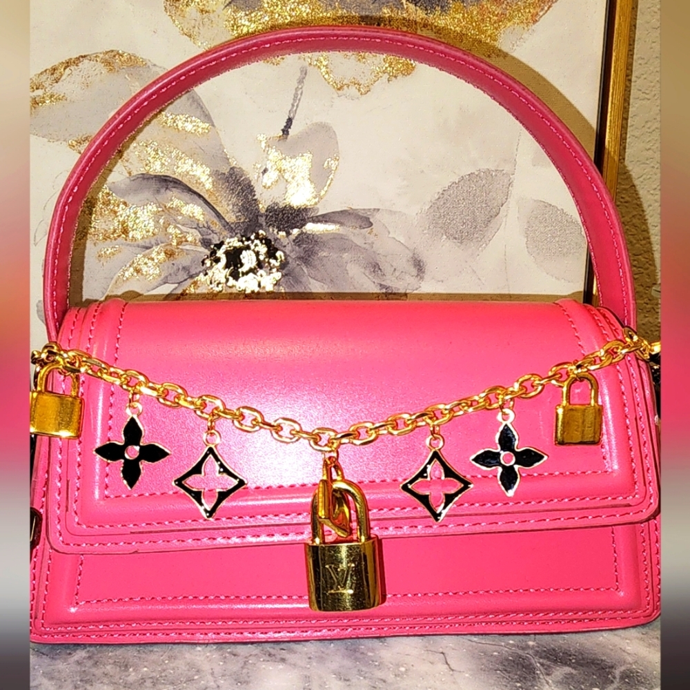 LV #311 Lock & Key with Unbranded Bag Charm